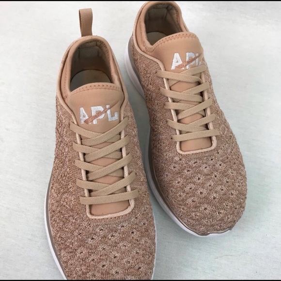 apl phantom rose gold